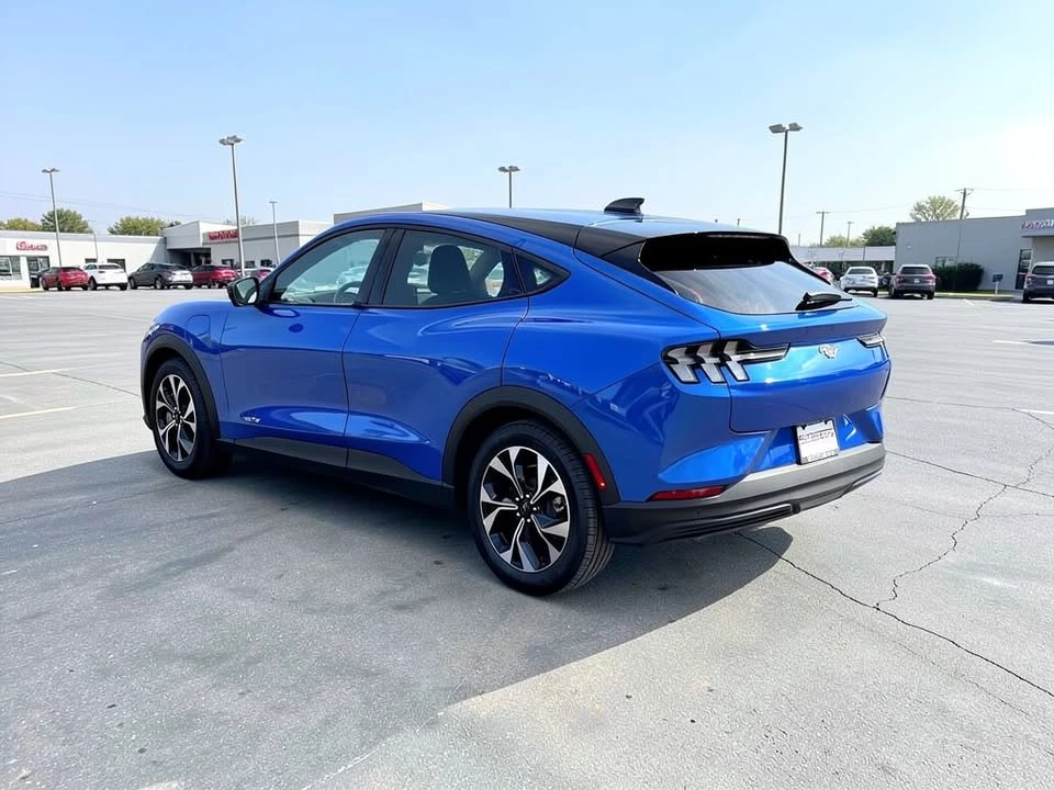 2025 Ford Mustang Mach-E - Image 5 of 19