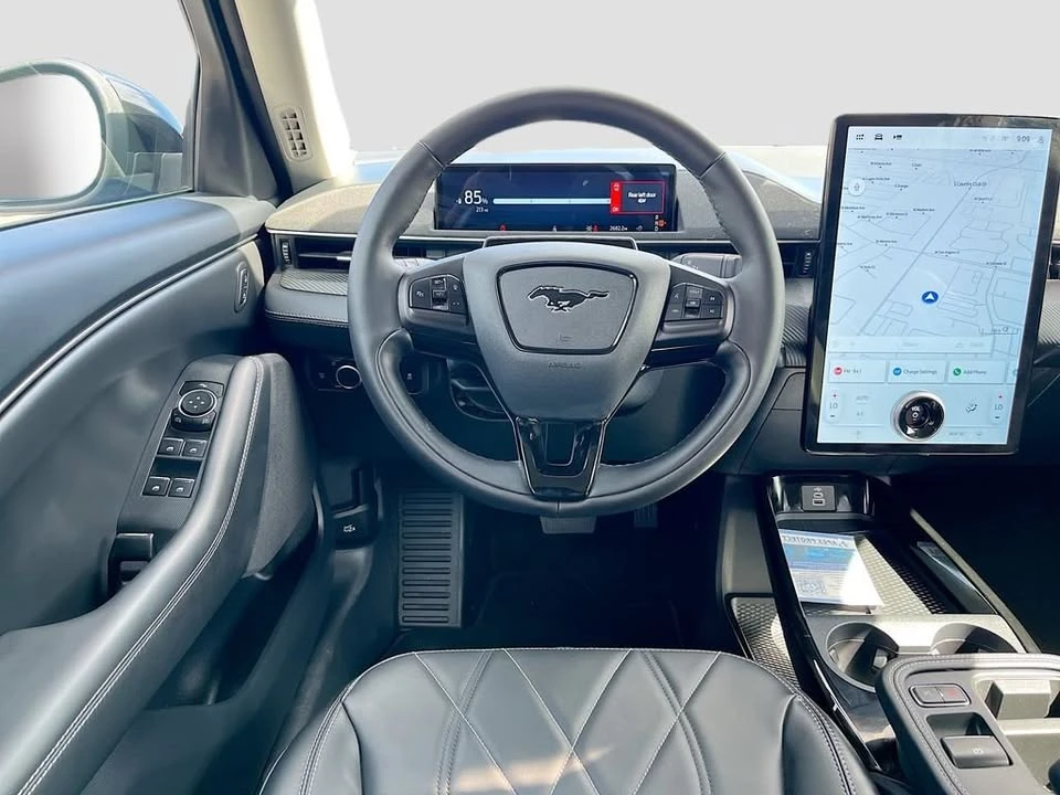 2025 Ford Mustang Mach-E - Image 14 of 19