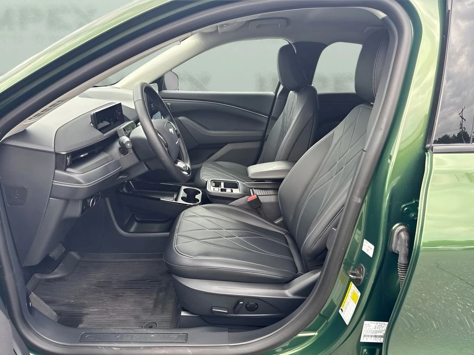 2025 Ford Mustang Mach-E - Image 5 of 24