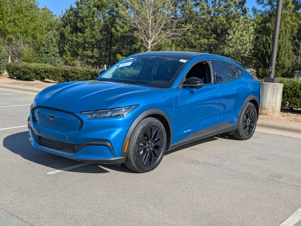 2025 Ford Mustang Mach-E - Image 8 of 31