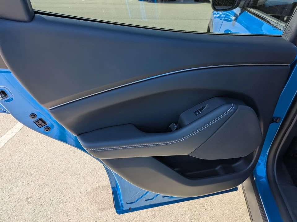 2025 Ford Mustang Mach-E - Image 30 of 31