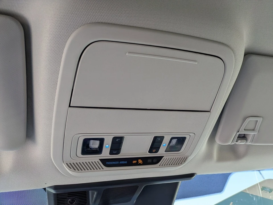 2025 Ford Mustang Mach-E - Image 27 of 31