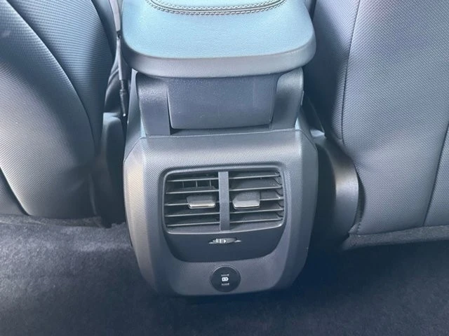 2025 Ford Mustang Mach-E - Image 29 of 30