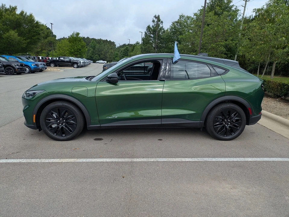 2025 Ford Mustang Mach-E - Image 7 of 31