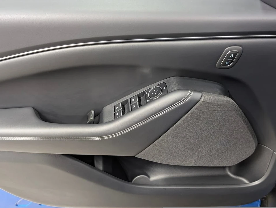 2025 Ford Mustang Mach-E - Image 11 of 28