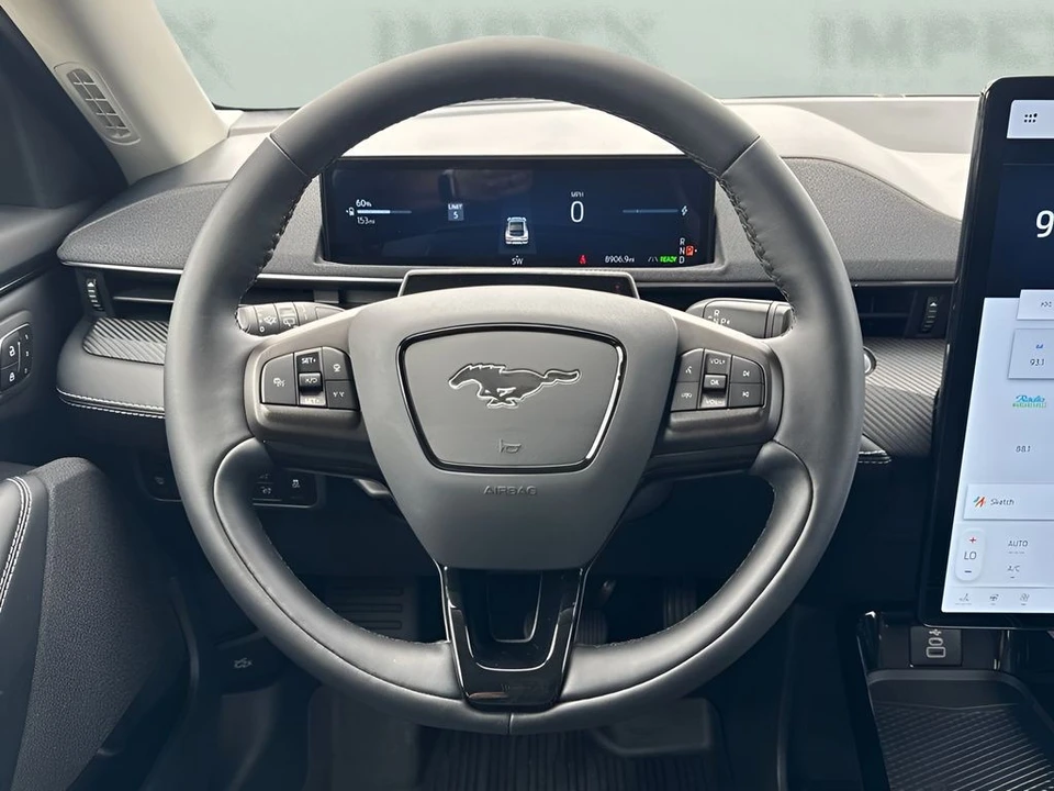 2025 Ford Mustang Mach-E - Image 15 of 31