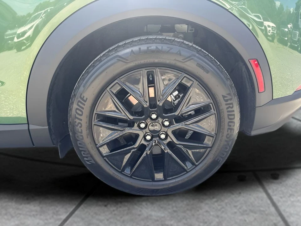 2025 Ford Mustang Mach-E - Image 20 of 22