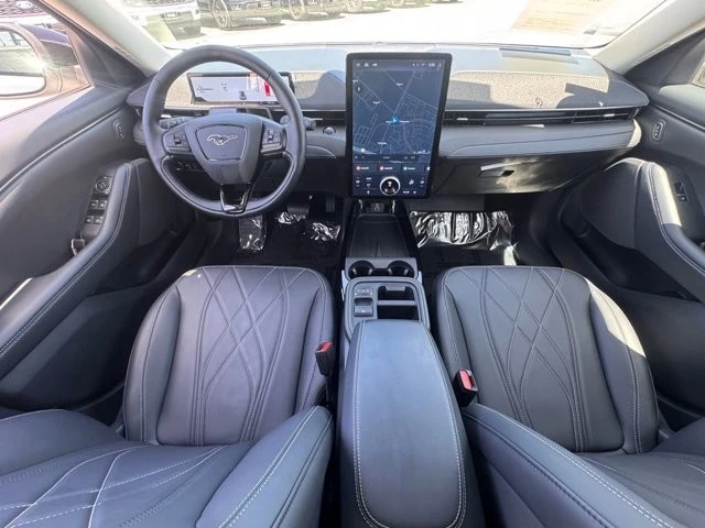 2025 Ford Mustang Mach-E - Image 27 of 30