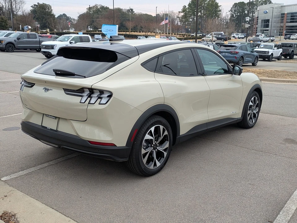 2025 Ford Mustang Mach-E - Image 4 of 21