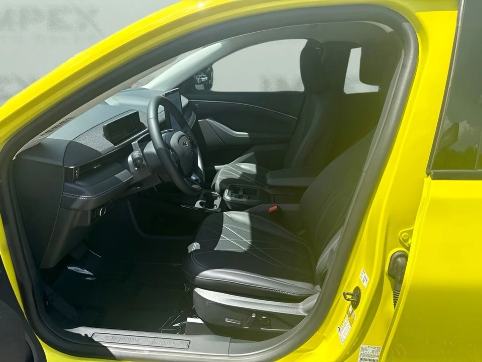 2025 Ford Mustang Mach-E - Image 5 of 24