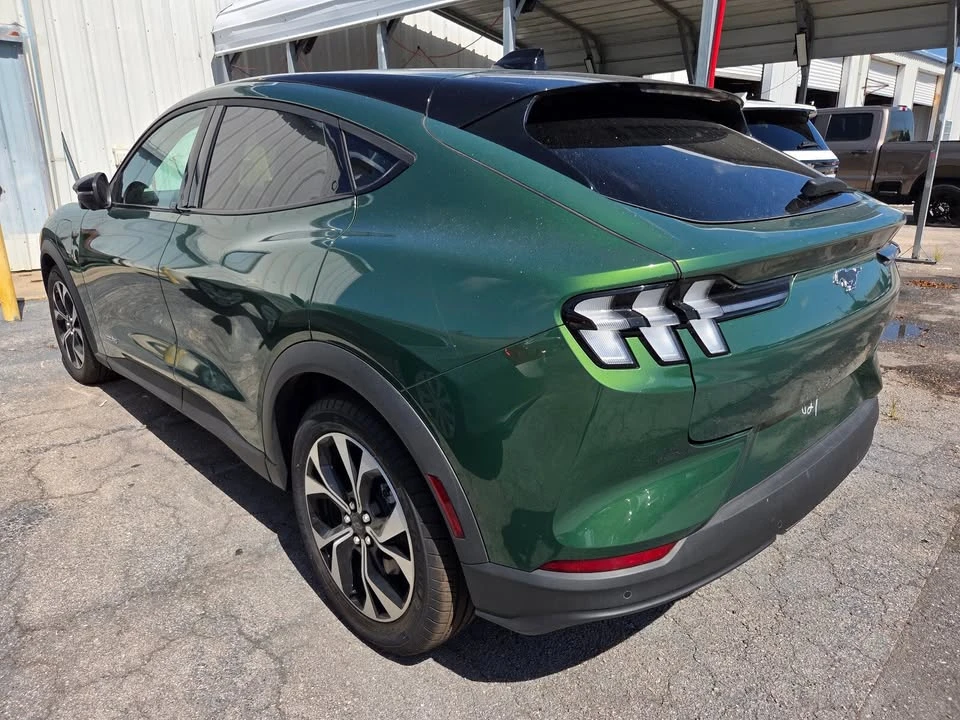2025 Ford Mustang Mach-E - Image 4 of 5
