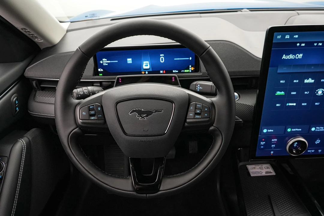 2025 Ford Mustang Mach-E - Image 18 of 21