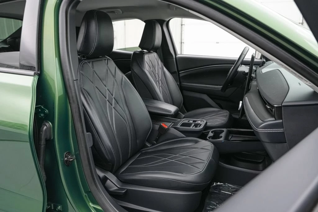 2025 Ford S650 Mustang - Image 27 of 31