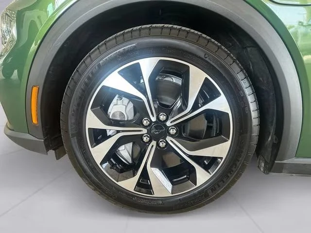 2025 Ford Mustang Mach-E - Image 9 of 15