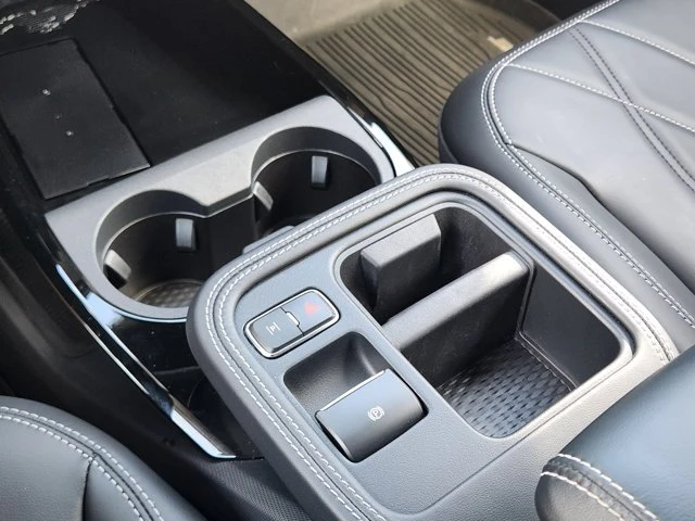 2025 Ford Mustang Mach-E - Image 9 of 20