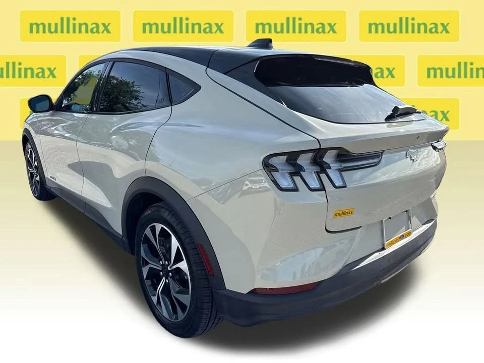 2025 Ford Mustang Mach-E - Image 5 of 20