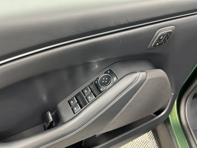 2025 Ford Mustang Mach-E - Image 13 of 20