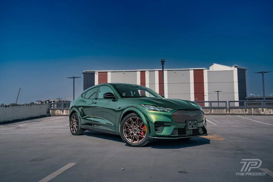 2025 Ford Mustang Mach-E - Image 2 of 20