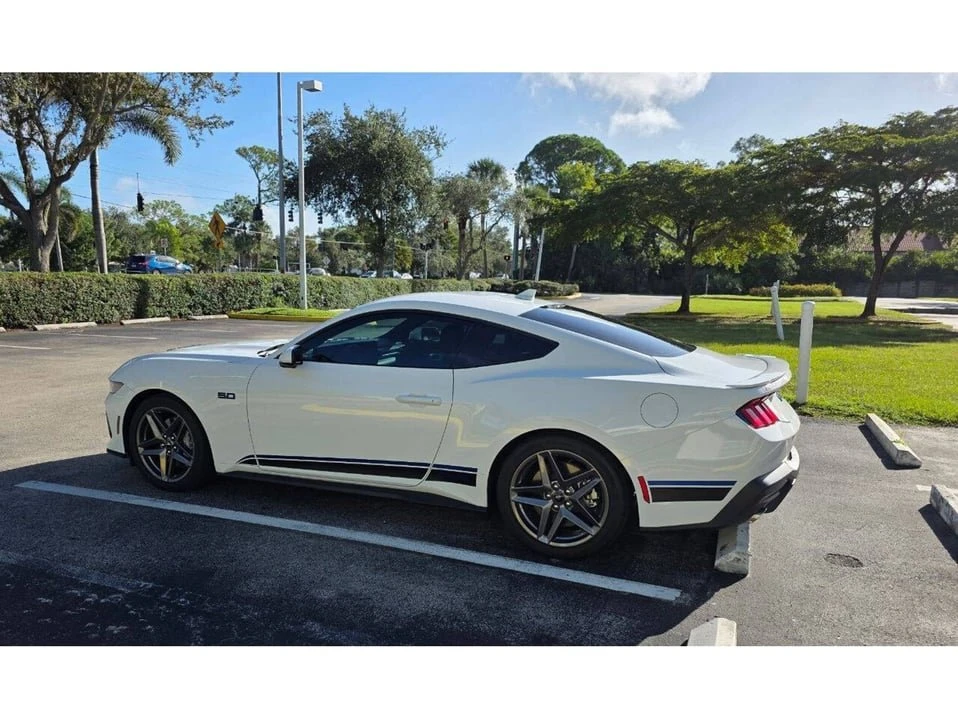 2025 Ford S650 Mustang - Image 10 of 16