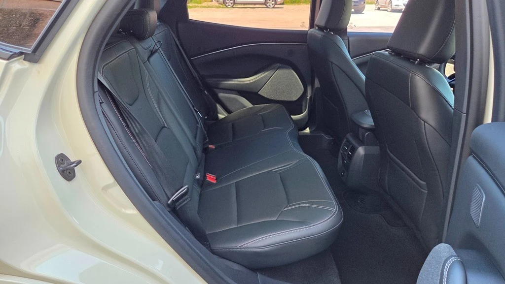 2025 Ford S650 Mustang - Image 17 of 30