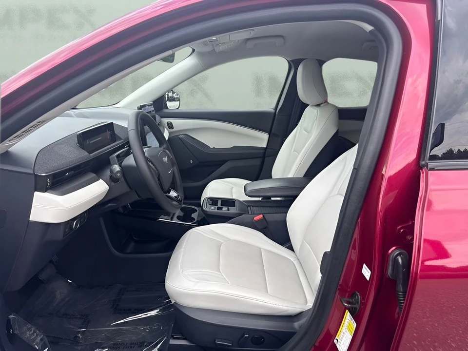 2025 Ford S650 Mustang - Image 9 of 30