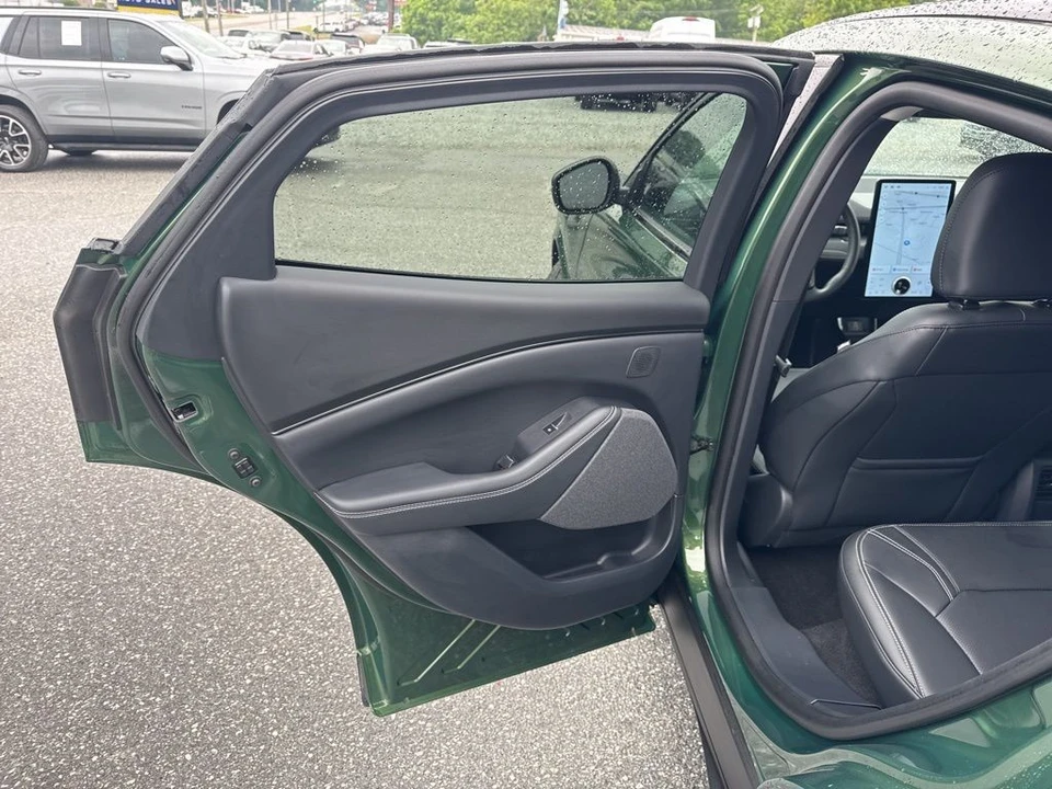 2025 Ford S650 Mustang - Image 27 of 31