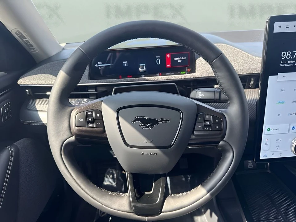 2025 Ford S650 Mustang - Image 12 of 31