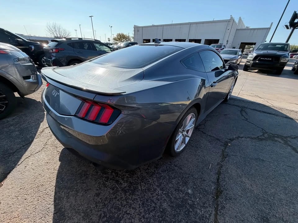 2025 Ford S650 Mustang - Image 2 of 4