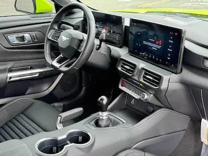 2025 Ford S650 Mustang - Image 2 of 8