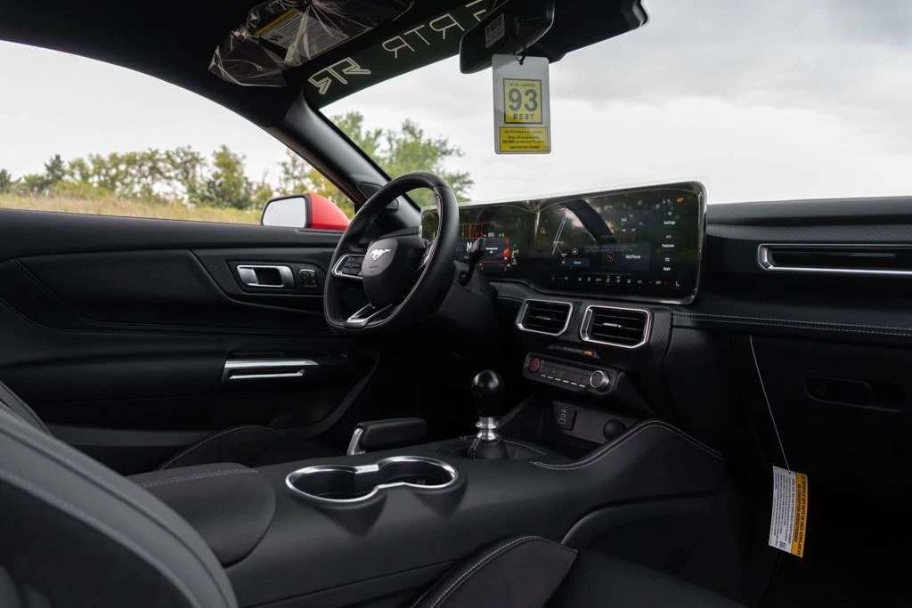 2025 Ford Mustang - Image 9 of 27