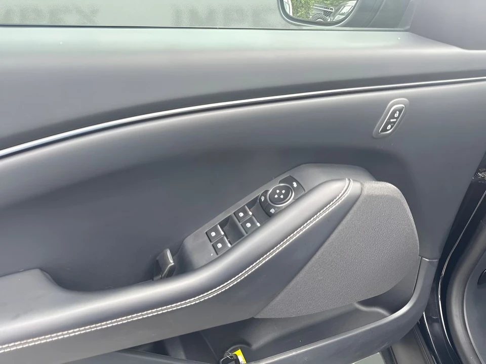 2025 Ford S650 Mustang - Image 18 of 24