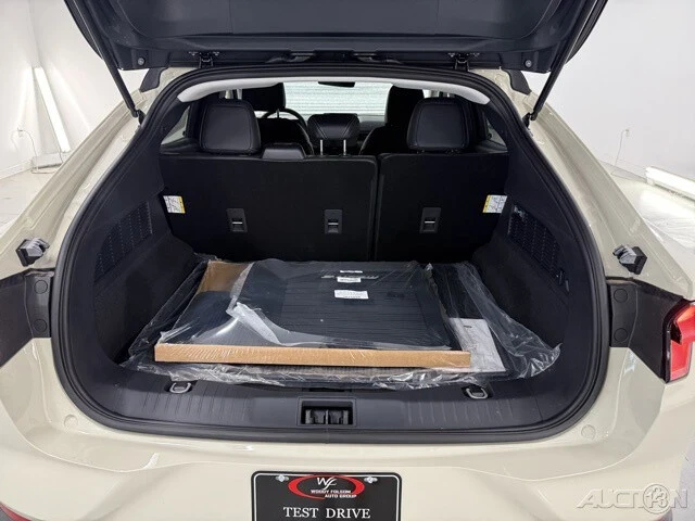 2025 Ford S650 Mustang - Image 7 of 12