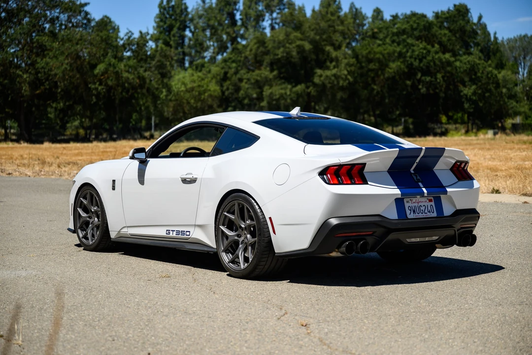 2025 Ford Shelby Mustang - Image 9 of 31