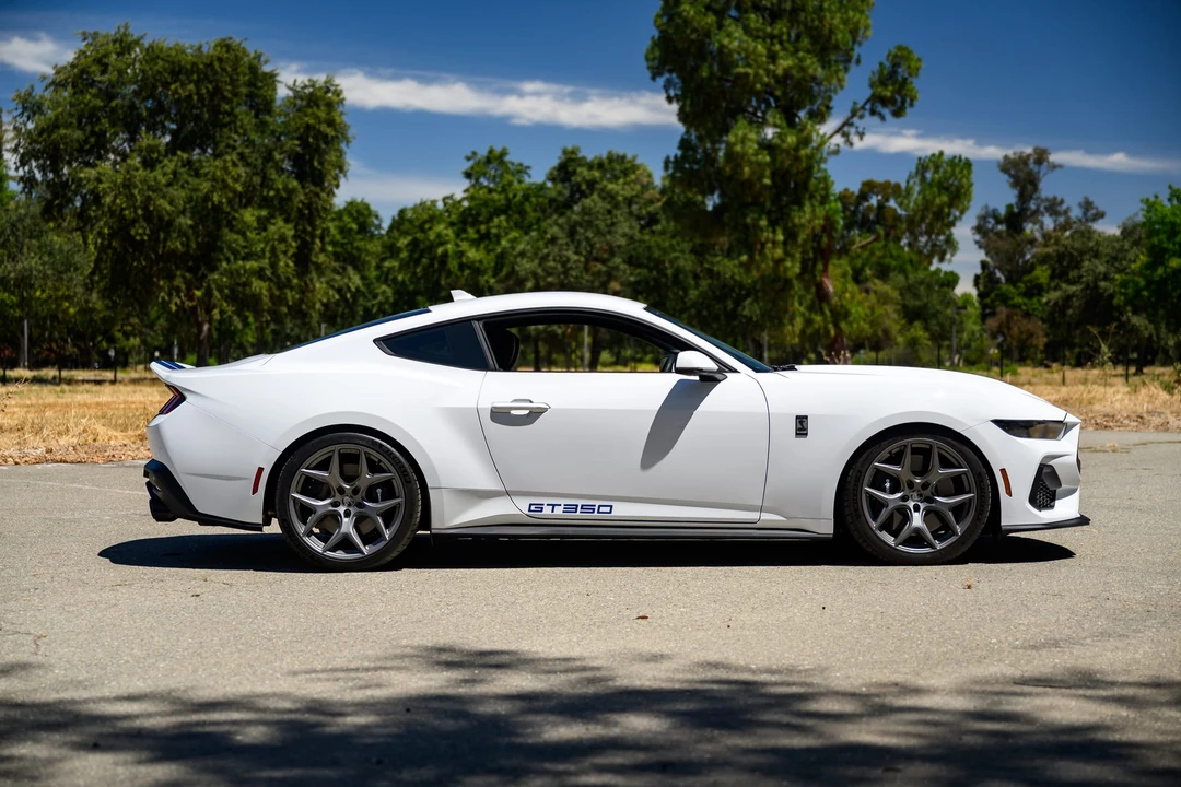 2025 Ford Shelby Mustang - Image 5 of 31