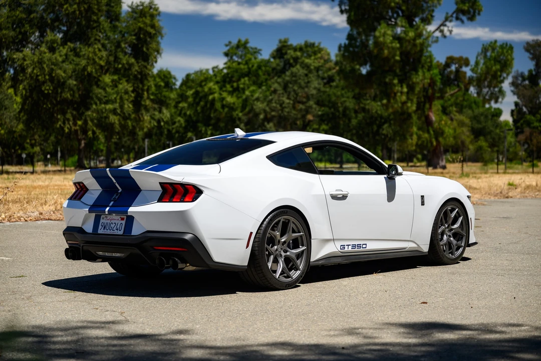 2025 Ford Shelby Mustang - Image 6 of 31