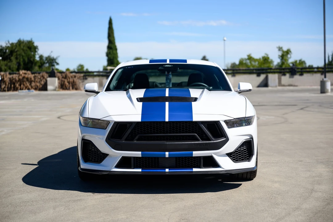 2025 Ford Shelby Mustang - Image 12 of 31