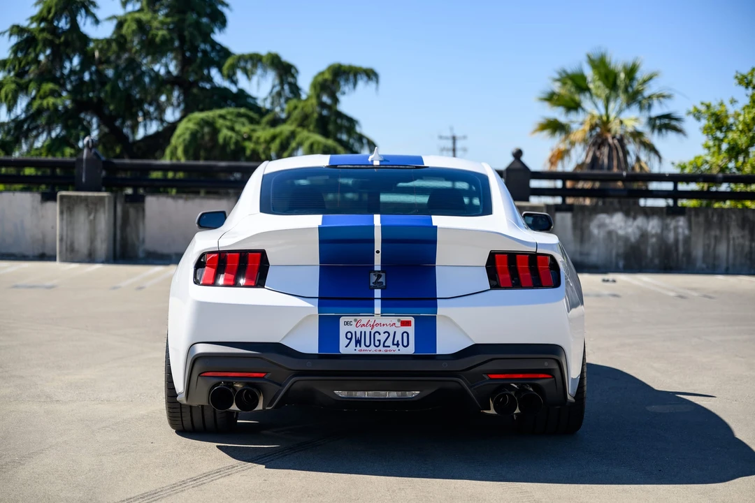 2025 Ford Shelby Mustang - Image 19 of 31