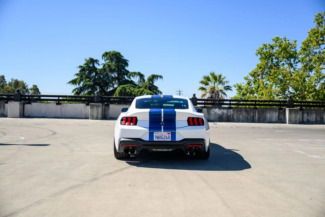2025 Ford Shelby Mustang - Image 18 of 31
