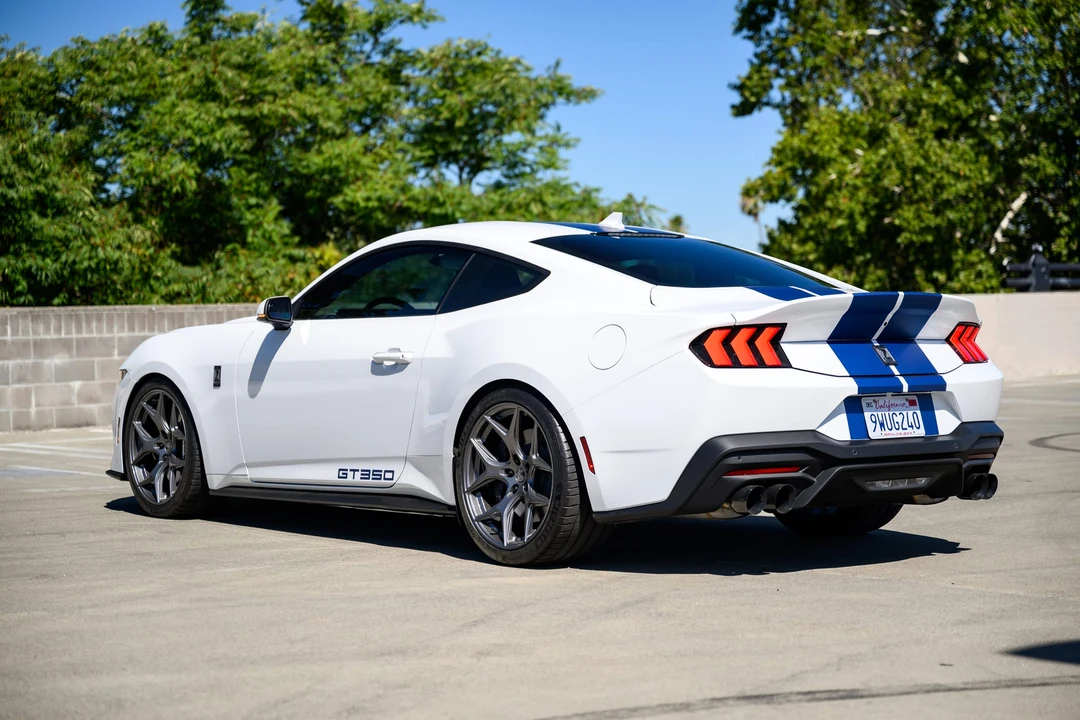 2025 Ford Shelby Mustang - Image 21 of 31