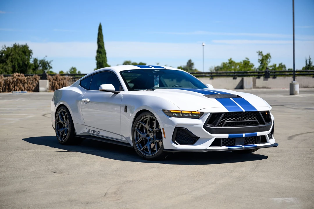 2025 Ford Shelby Mustang - Image 13 of 31