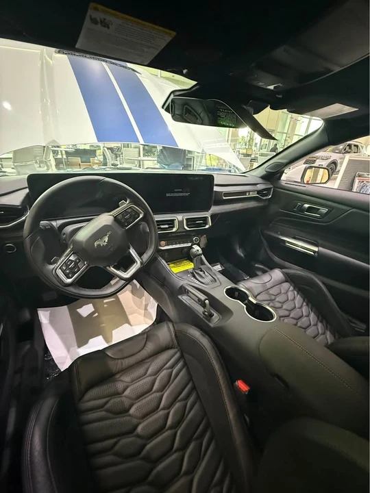 2025 Ford Mustang - Image 8 of 9