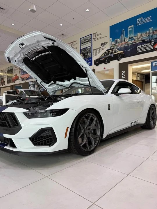2025 Ford Mustang - Image 2 of 9