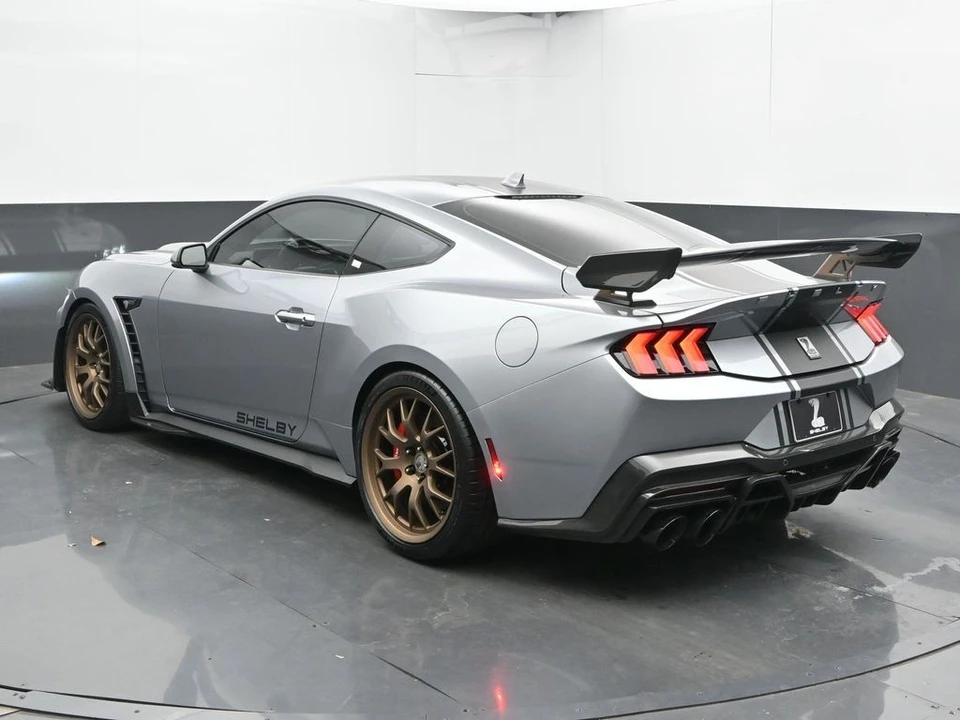 2025 Ford Shelby Mustang - Image 8 of 21
