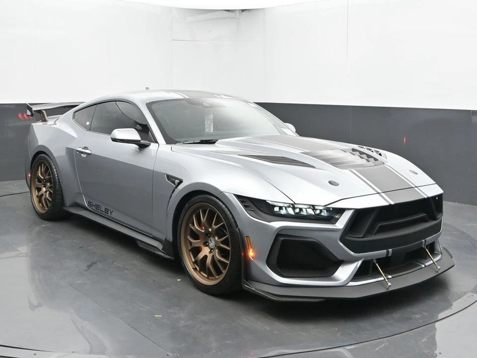 2025 Ford Shelby Mustang - Image 2 of 21