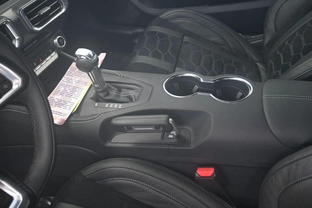 2025 Ford Shelby Mustang - Image 26 of 27