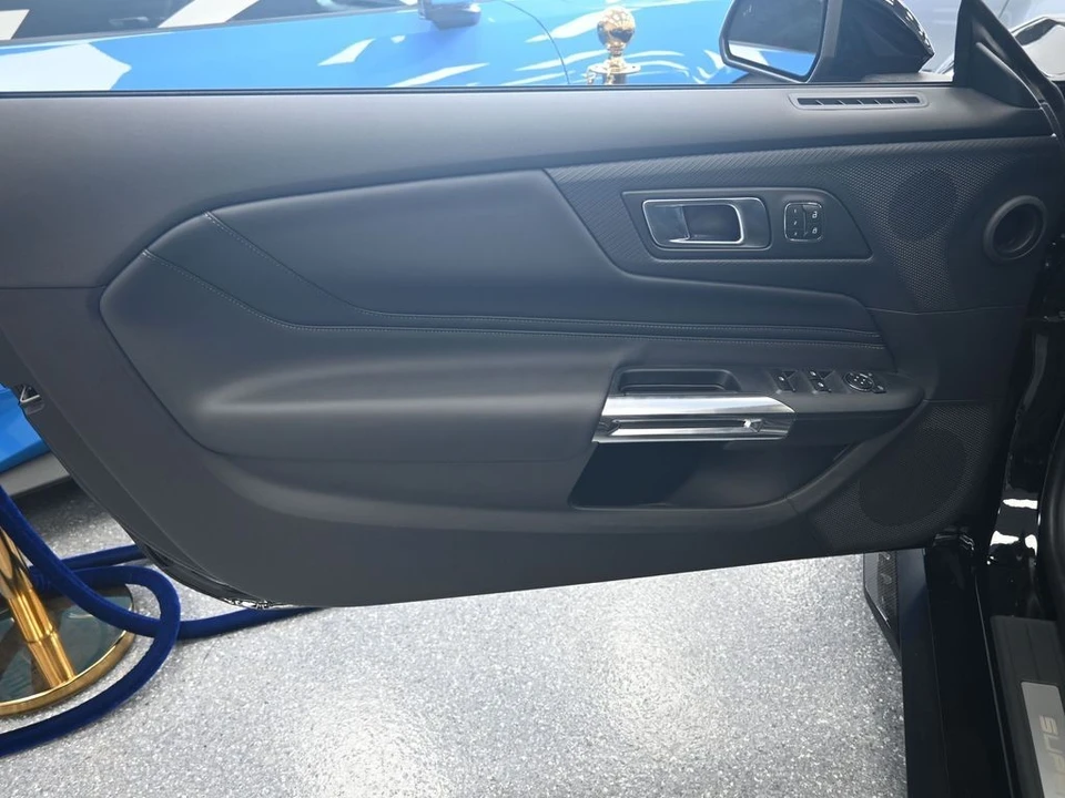 2025 Ford Shelby Mustang - Image 14 of 21