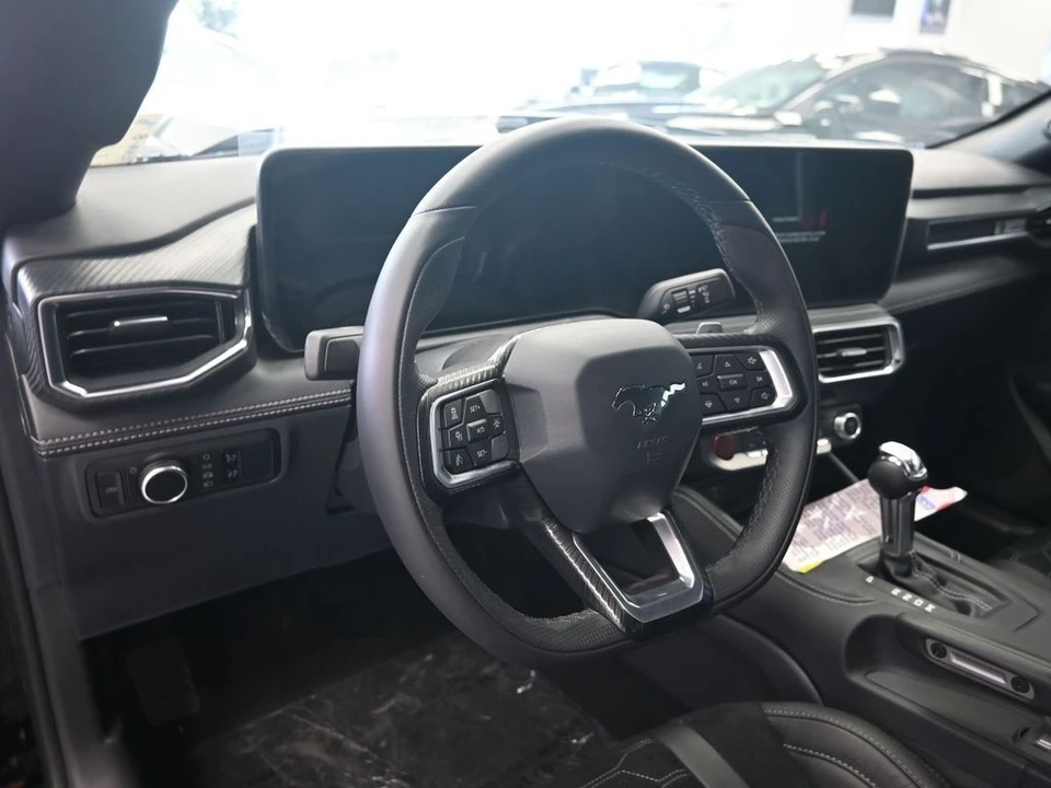 2025 Ford Shelby Mustang - Image 13 of 21