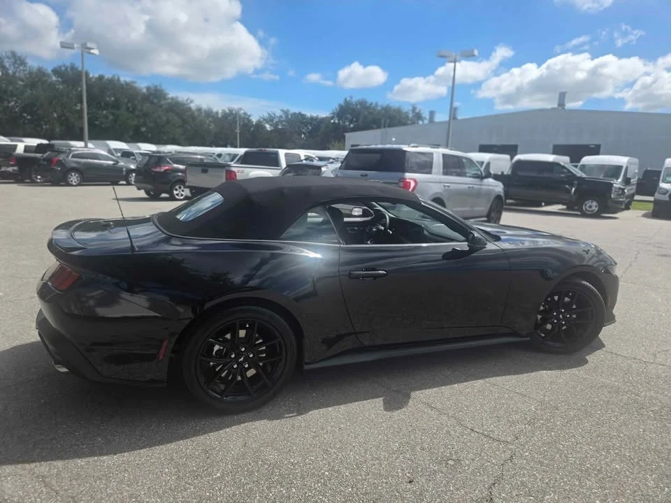 2025 Ford S650 Mustang - Image 4 of 10