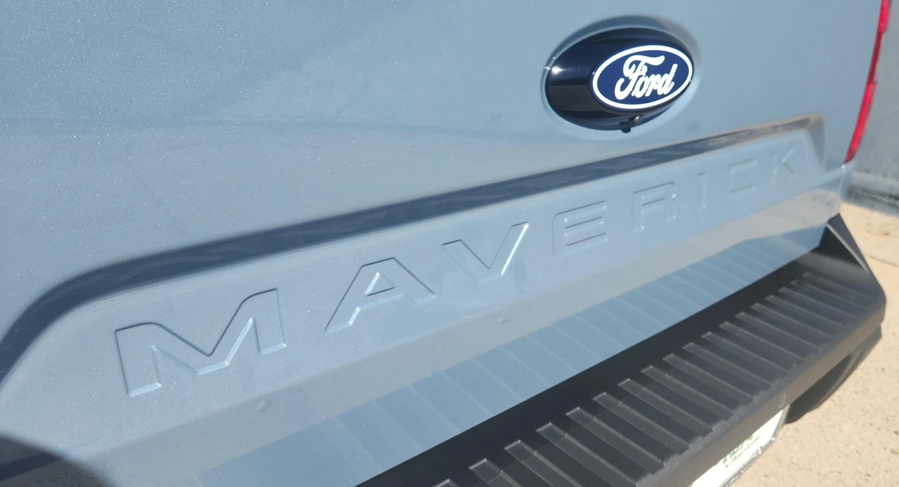 2025 Ford Maverick - Image 12 of 21