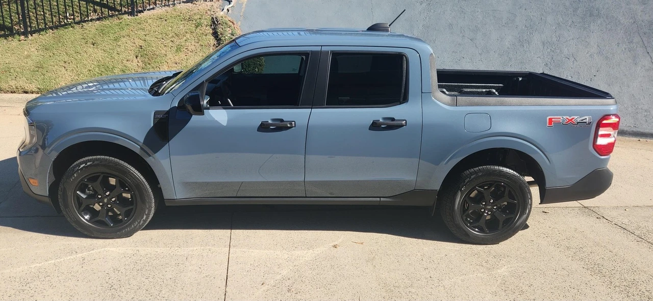 2025 Ford Maverick - Image 11 of 21